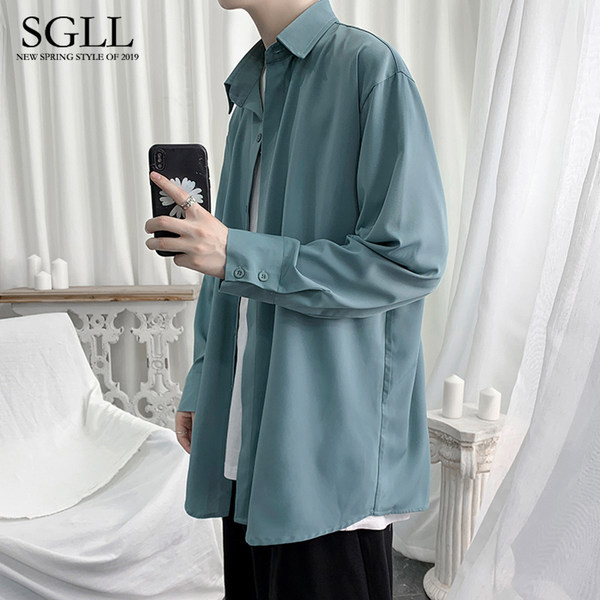 Klassikalise kraega meeste särk erinevates värvides