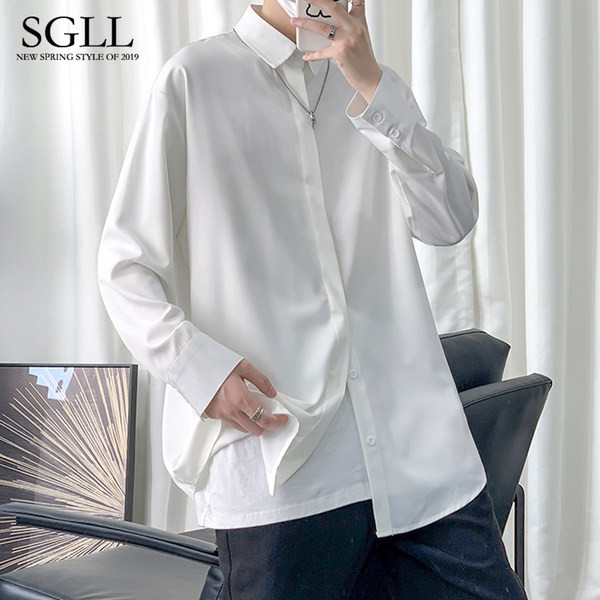 Klassikalise kraega meeste särk erinevates värvides