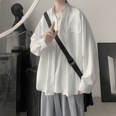 Vyriški laisvi marškiniai ilgomis rankovėmis ir kišenėmis