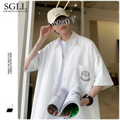 Platūs vyriški marškinėliai su kišenėle – baltos ir juodos spalvos