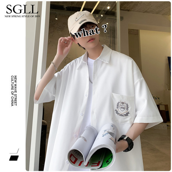 Platūs vyriški marškinėliai su kišenėle – baltos ir juodos spalvos