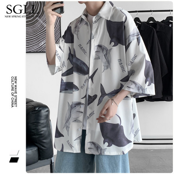 Rövid ujjú, mintás férfi ing