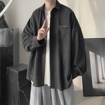 Alkalmi férfi ing klasszikus gallérral és zsebbel