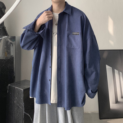 Alkalmi férfi ing klasszikus gallérral és zsebbel