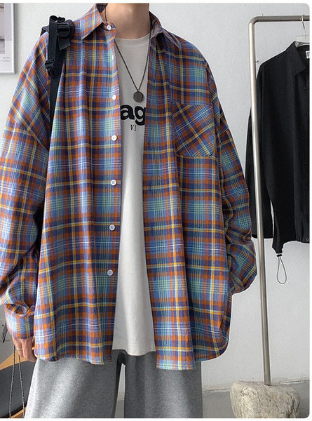 Férfi kockás ing klasszikus gallérral és zsebbel