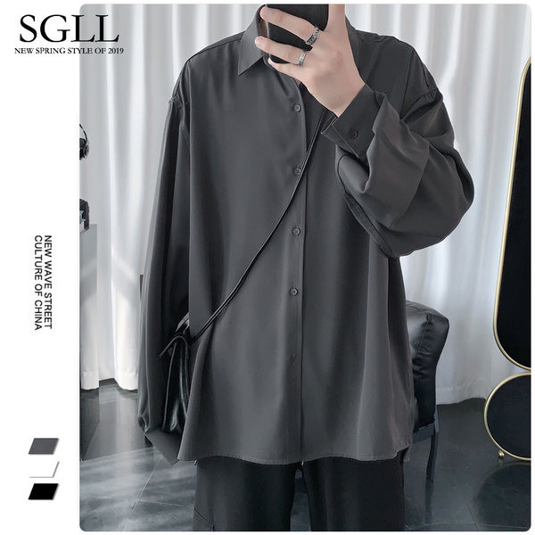 Ανδρικό πουκάμισο φαρδύ μοντέλο με κλασικό γιακά και μακριά μανίκια