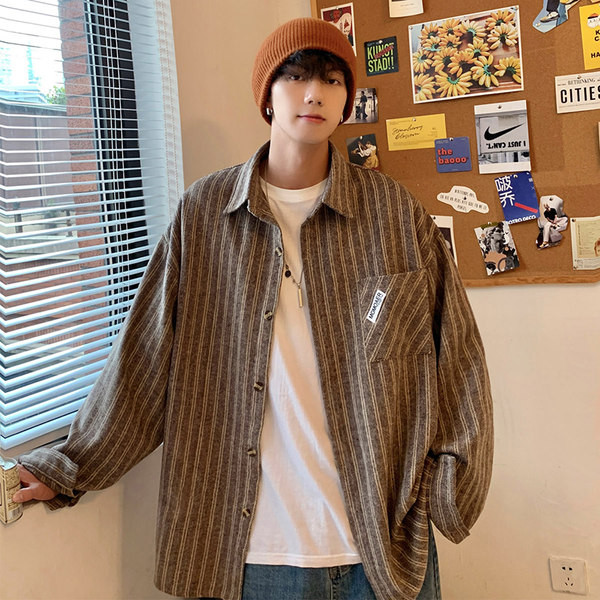 Klassikalise kraega meeste triibuline särk