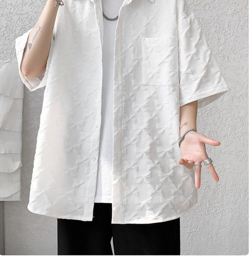 Vyriški laisvalaikio marškinėliai balti ir juodi su apykakle