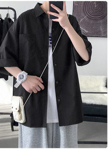 Ανδρικό πουκάμισο με κλασικό γιακά, κουμπιά και τσέπη