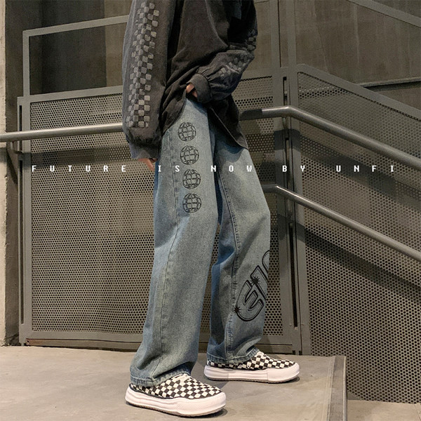 Ανδρικά τζιν casual με γράμματα