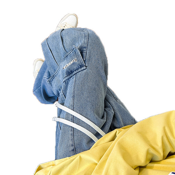 Vyriški džinsai su raišteliais ir kišenėmis