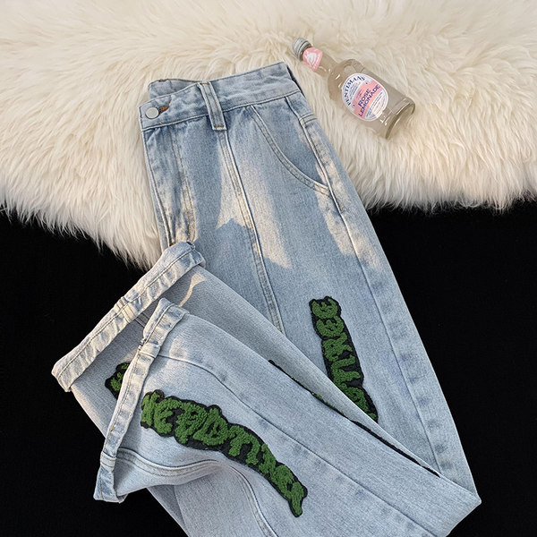 Trüki ja taskuga meeste teksad