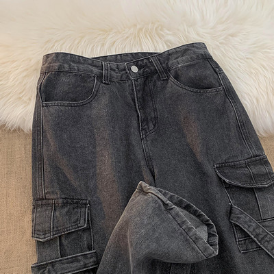 Vyriškų džinsų švarus modelis su kišene