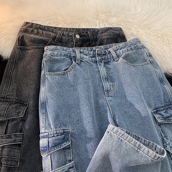 Vyriškų džinsų švarus modelis su kišene