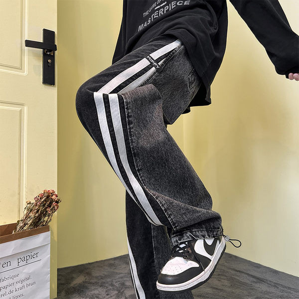 Meeste teksapükste lai ääristega mudel