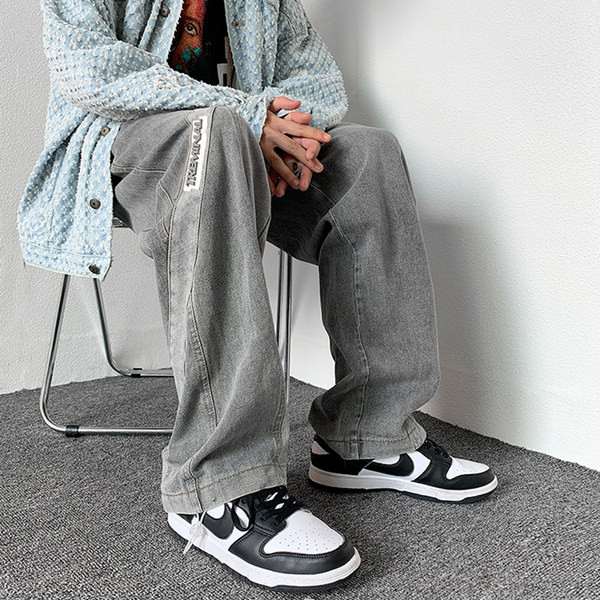 Férfi alkalmi farmernadrág varrással