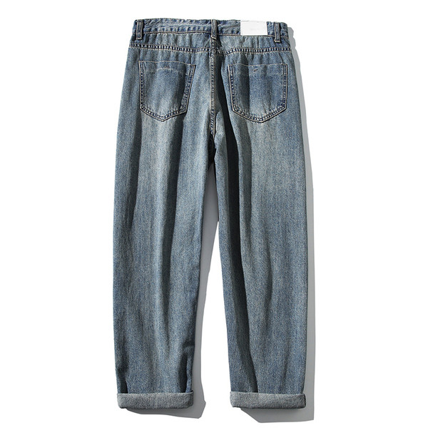 Alkalmi férfi farmer letisztult modell