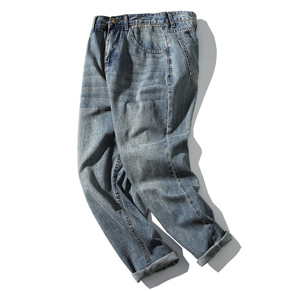 Alkalmi férfi farmer letisztult modell