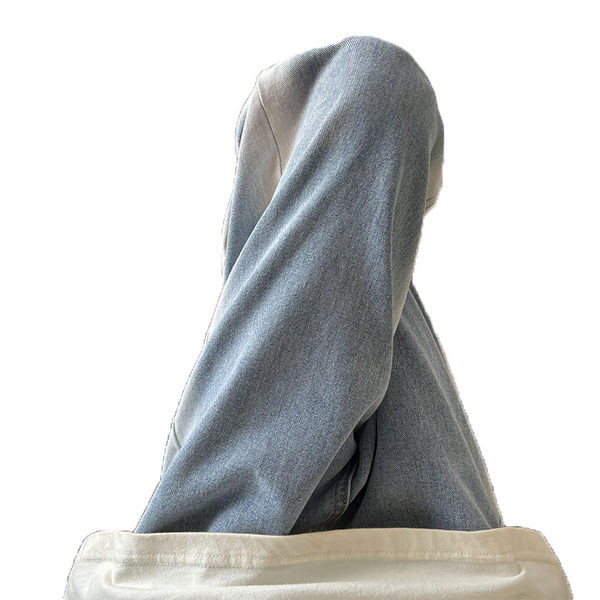 Μοντέρνο ανδρικό φαρδύ τζιν