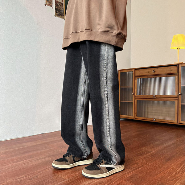 Μοντέρνο ανδρικό φαρδύ τζιν