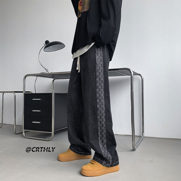 Férfi farmer fűzővel és széles szárral