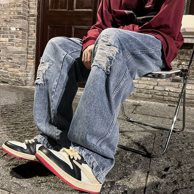 Trijų spalvų vyriški džinsai su kirptais motyvais