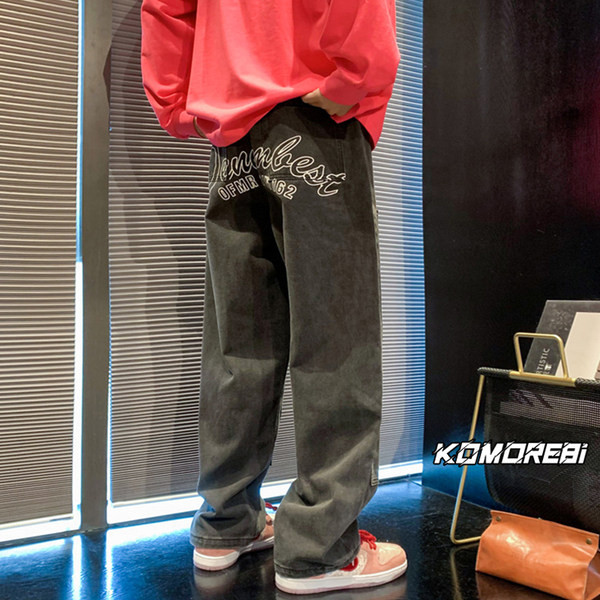 Vyriški tiesaus modelio džinsai su raštu ir kišenėle