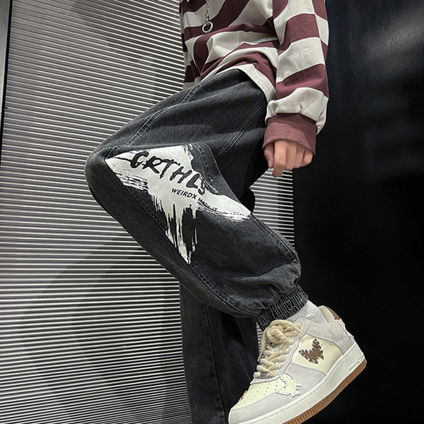 Vyriški džinsai su dviejų spalvų raštu