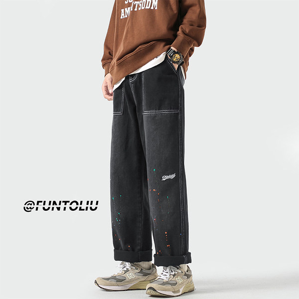 Νέο μοντέλο ανδρικού τζιν με τσέπη σε δύο χρώματα