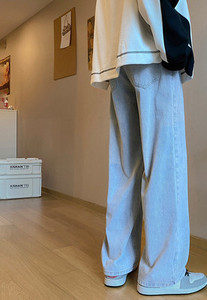 Ανδρικό τζιν, καθαρό μοντέλο, πολλά χρώματα