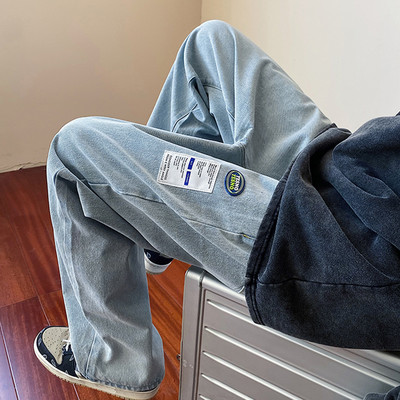 Ανδρικό τζιν με λογότυπο και τσέπη