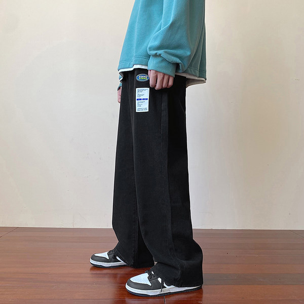 Ανδρικό τζιν με λογότυπο και τσέπη