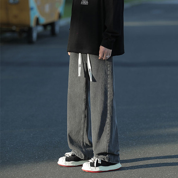 Ανδρικό στενό τζιν με κορδόνια και τσέπη