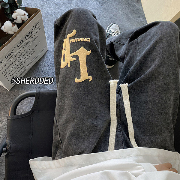 Kahes värvitoonis värvilise trükiga meeste teksad