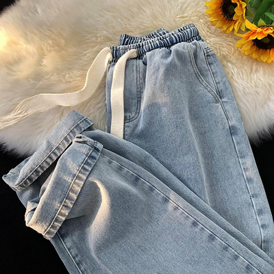 Ανδρικό τζιν casual με δίχρωμα κορδόνια