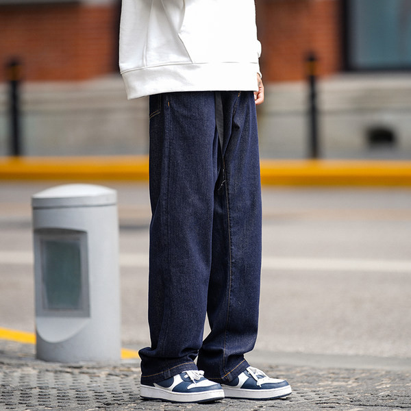 Naujo modelio vyriški džinsai su raišteliais tinkantys kasdieniam gyvenimui