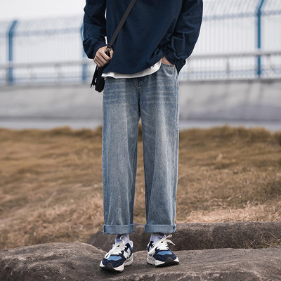 Ανδρικό τζιν καθαρό μοντέλο με τσέπη