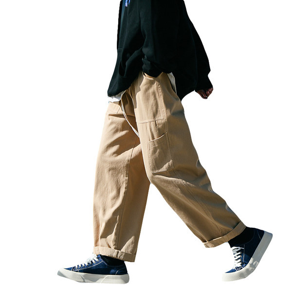 Laia istuvusega meeste teksad tasku ja paeltega