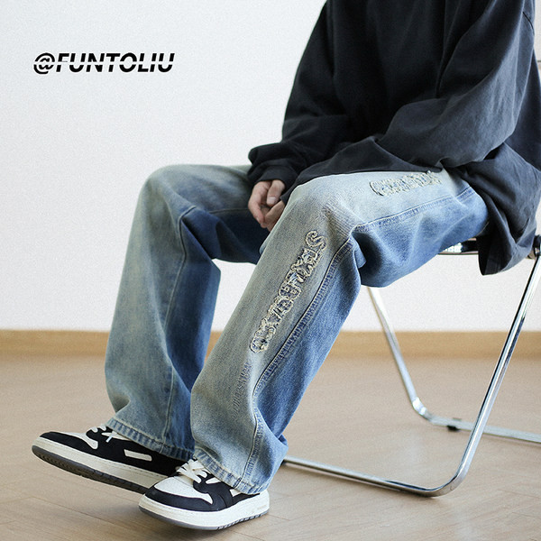 Meeste teksad 3D tikandi ja taskuga