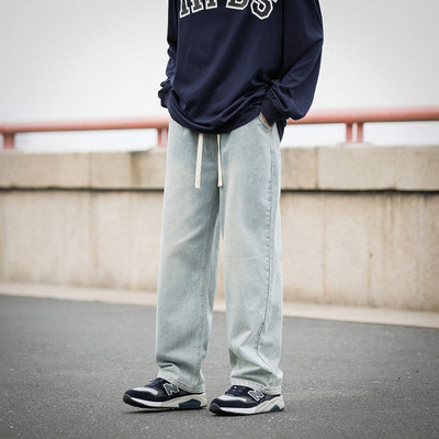 Meeste teksad puhta disainiga paeltega