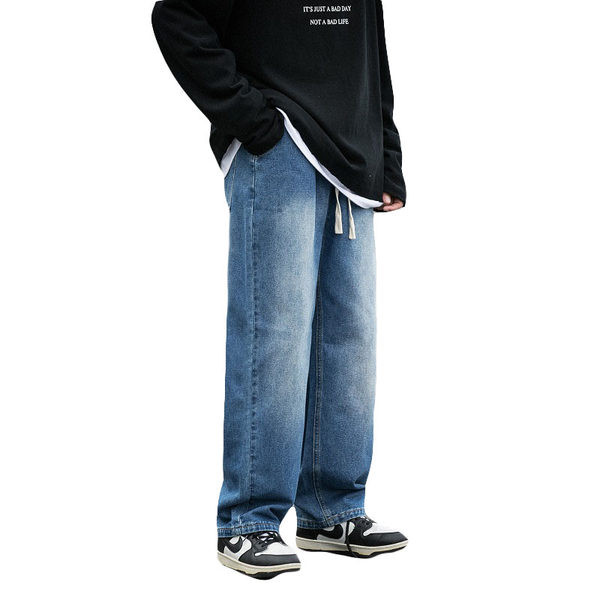 Meeste teksad puhta disainiga paeltega