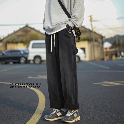 Ανδρικό τζιν με τσέπη και γραβάτες