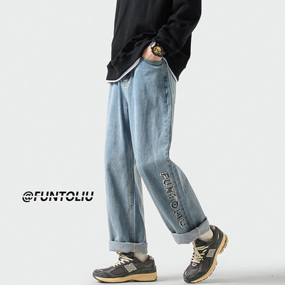 Ανδρικό casual τζιν με γράμματα