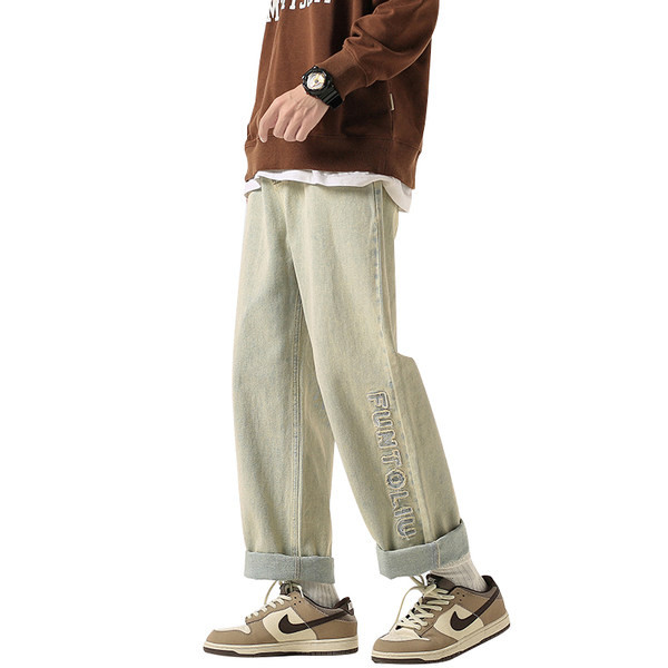 Ανδρικό casual τζιν με γράμματα