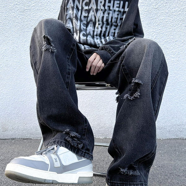 Férfi farmer fekete és barna színben, szakadt motívummal