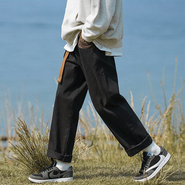 Kahes värvitoonis vabad meeste teksad