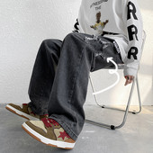 Férfi farmer zsebbel és 3D nyomtatással