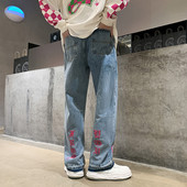 Мъжки дънки с джоб и надпис