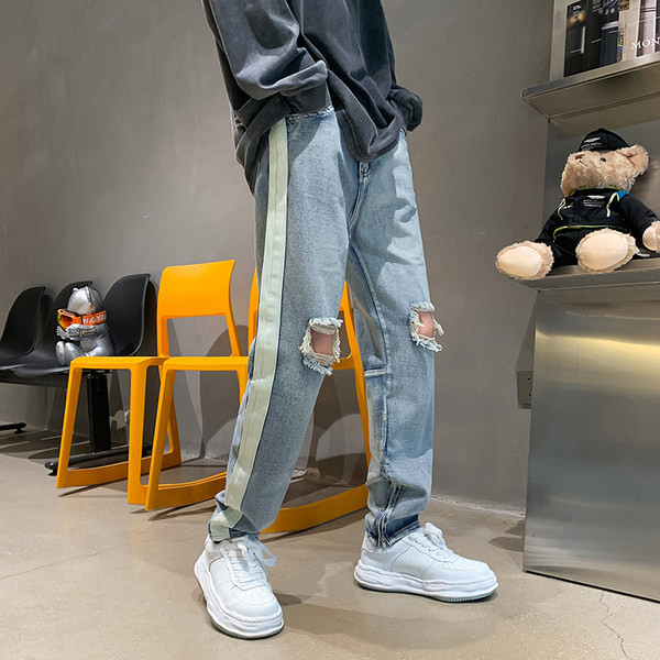 Vyriški džinsai su dekoratyviniu užtrauktuku ir karpytų motyvų