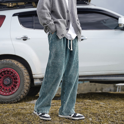 Trijų spalvų vyriški džinsai su kišene